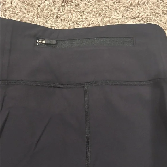 Lululemon sharp turns crop 17’’ - Picture 4 of 4